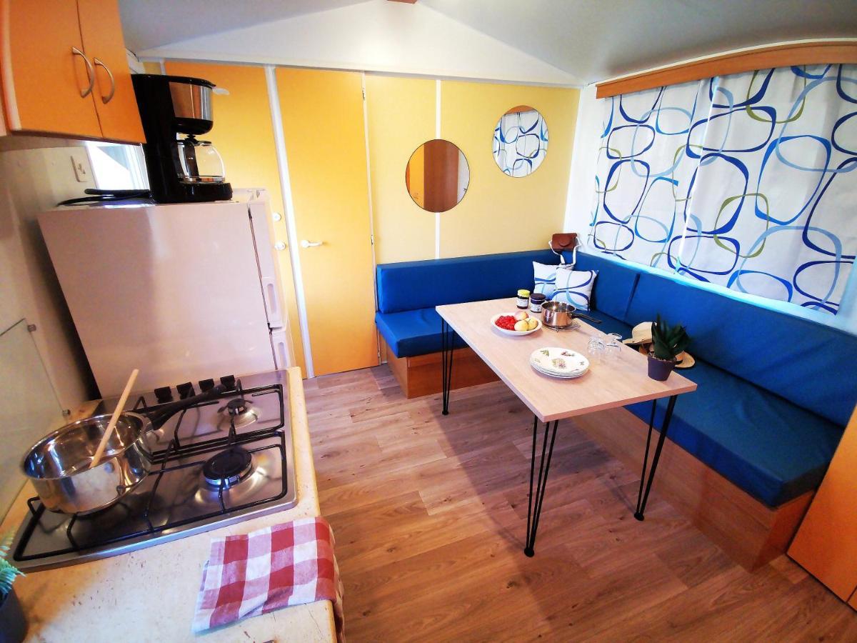 Camping Le Coin Charmant Chauzon Bagian luar foto