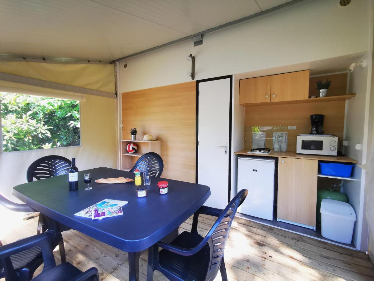 Camping Le Coin Charmant Chauzon Bagian luar foto